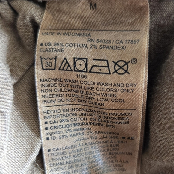 Old Navy Women's Tan Shorts Size Med - Picture 6 of 6